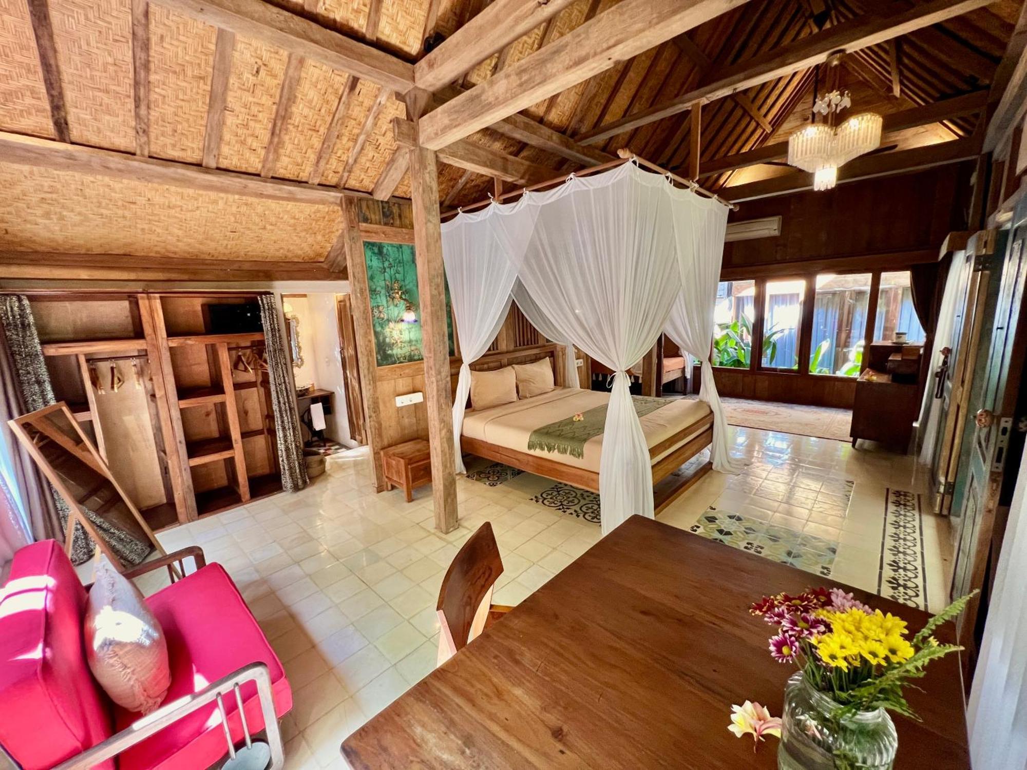 Umakayu Joglo Villa Canggu - Boutique Hotel Exterior photo