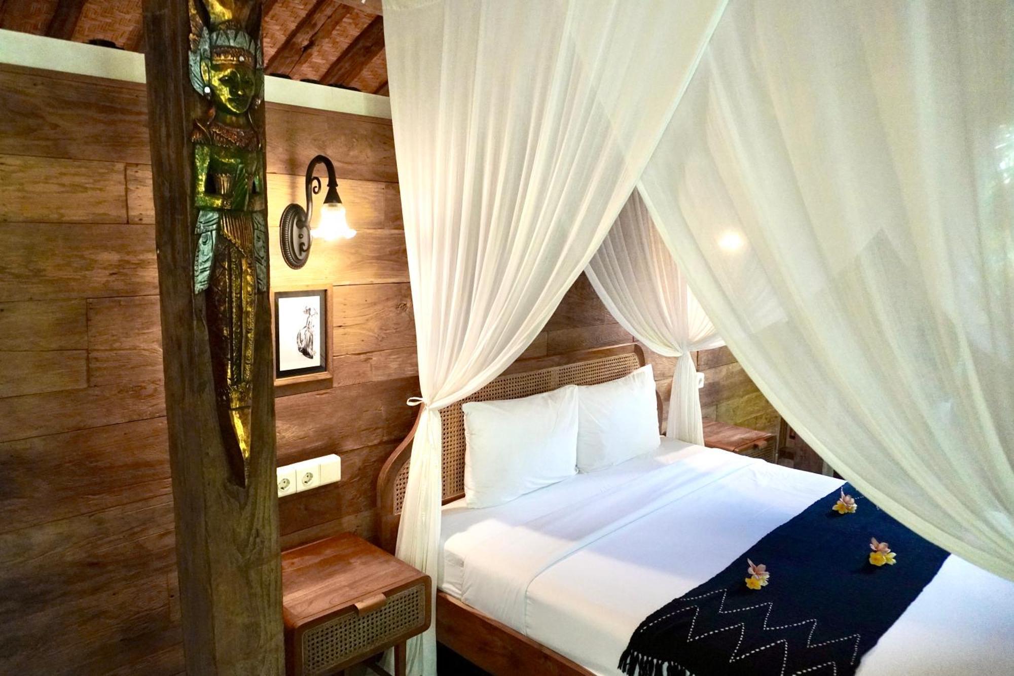 Umakayu Joglo Villa Canggu - Boutique Hotel Exterior photo