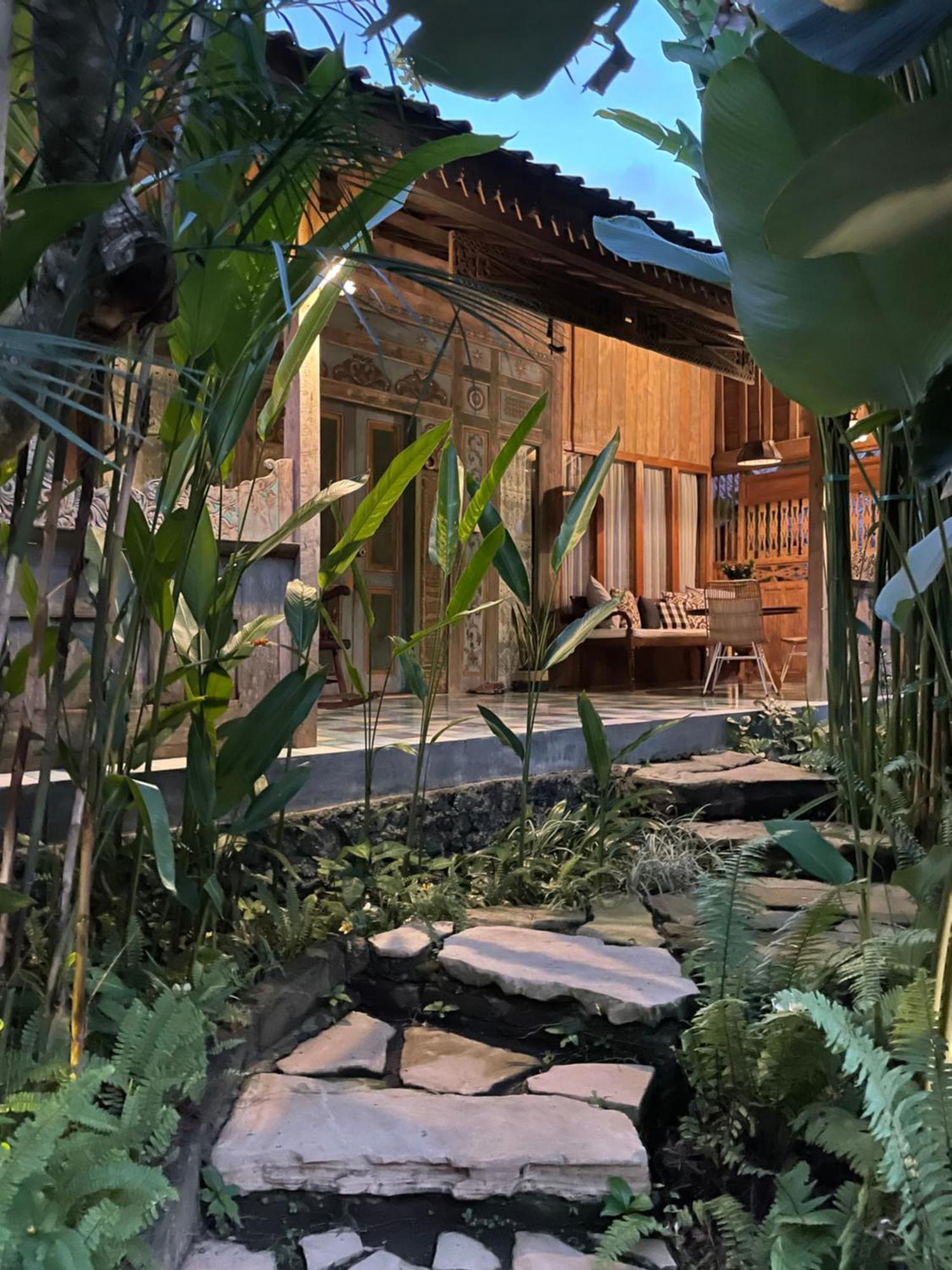 Umakayu Joglo Villa Canggu - Boutique Hotel Exterior photo