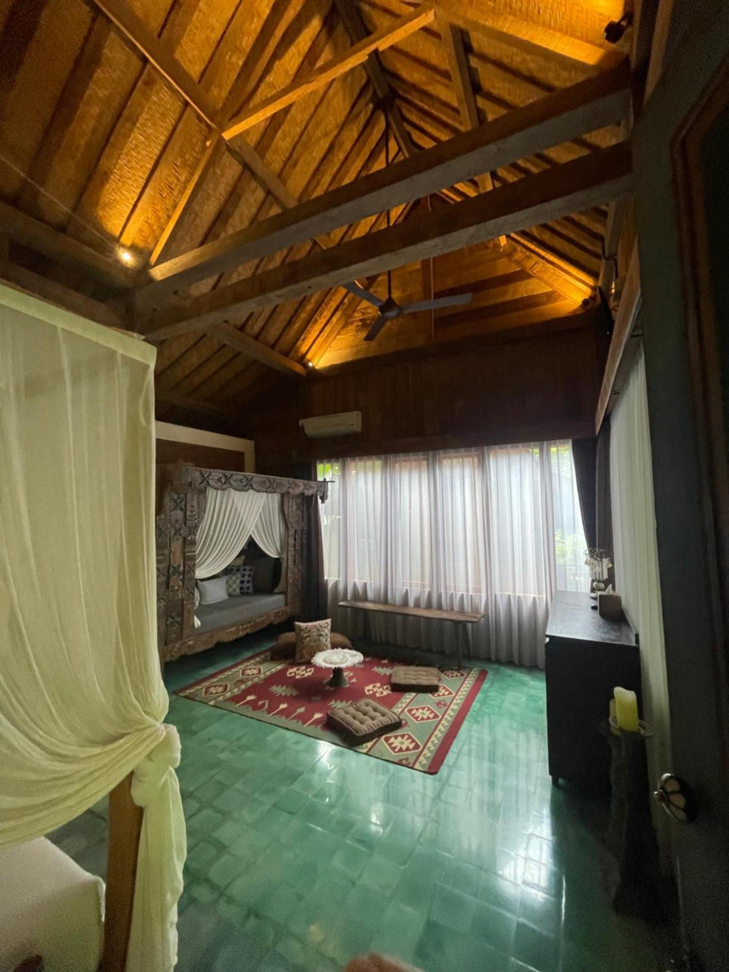 Umakayu Joglo Villa Canggu - Boutique Hotel Exterior photo