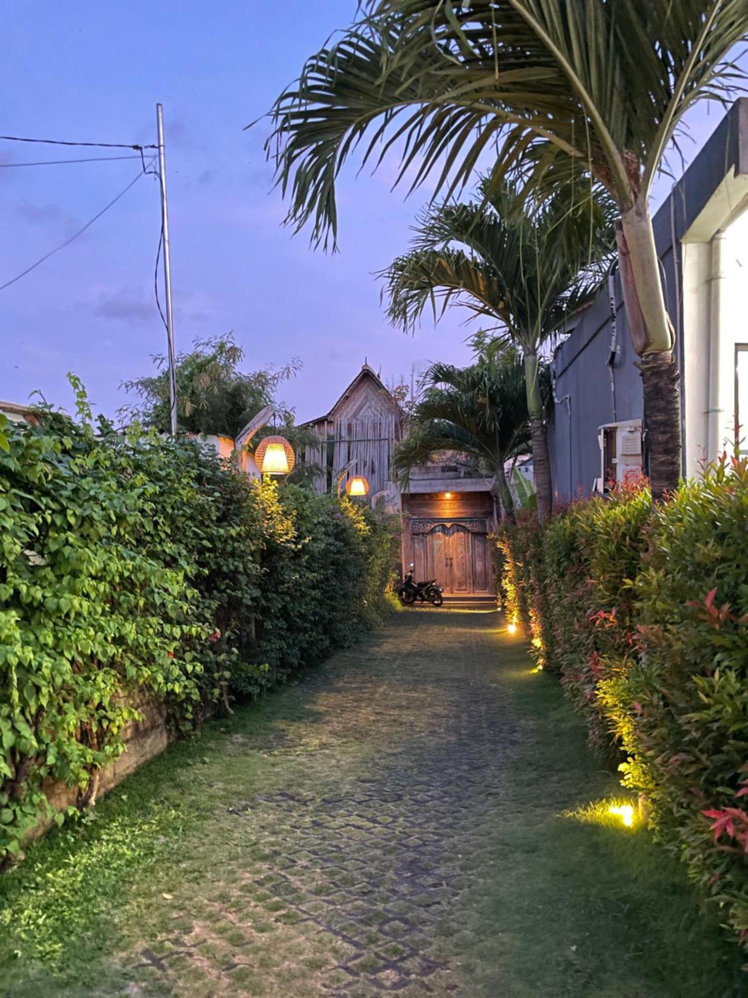 Umakayu Joglo Villa Canggu - Boutique Hotel Exterior photo