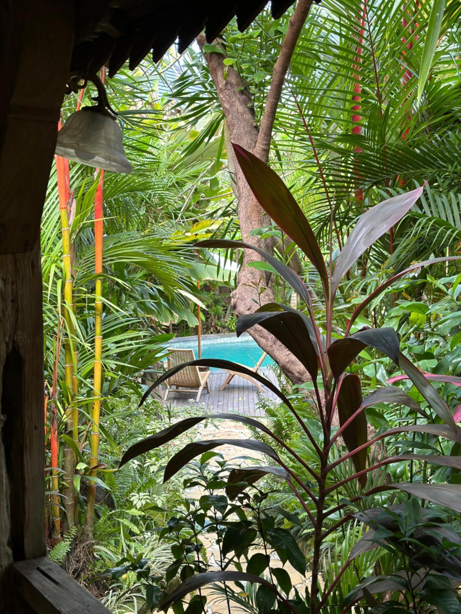 Umakayu Joglo Villa Canggu - Boutique Hotel Exterior photo