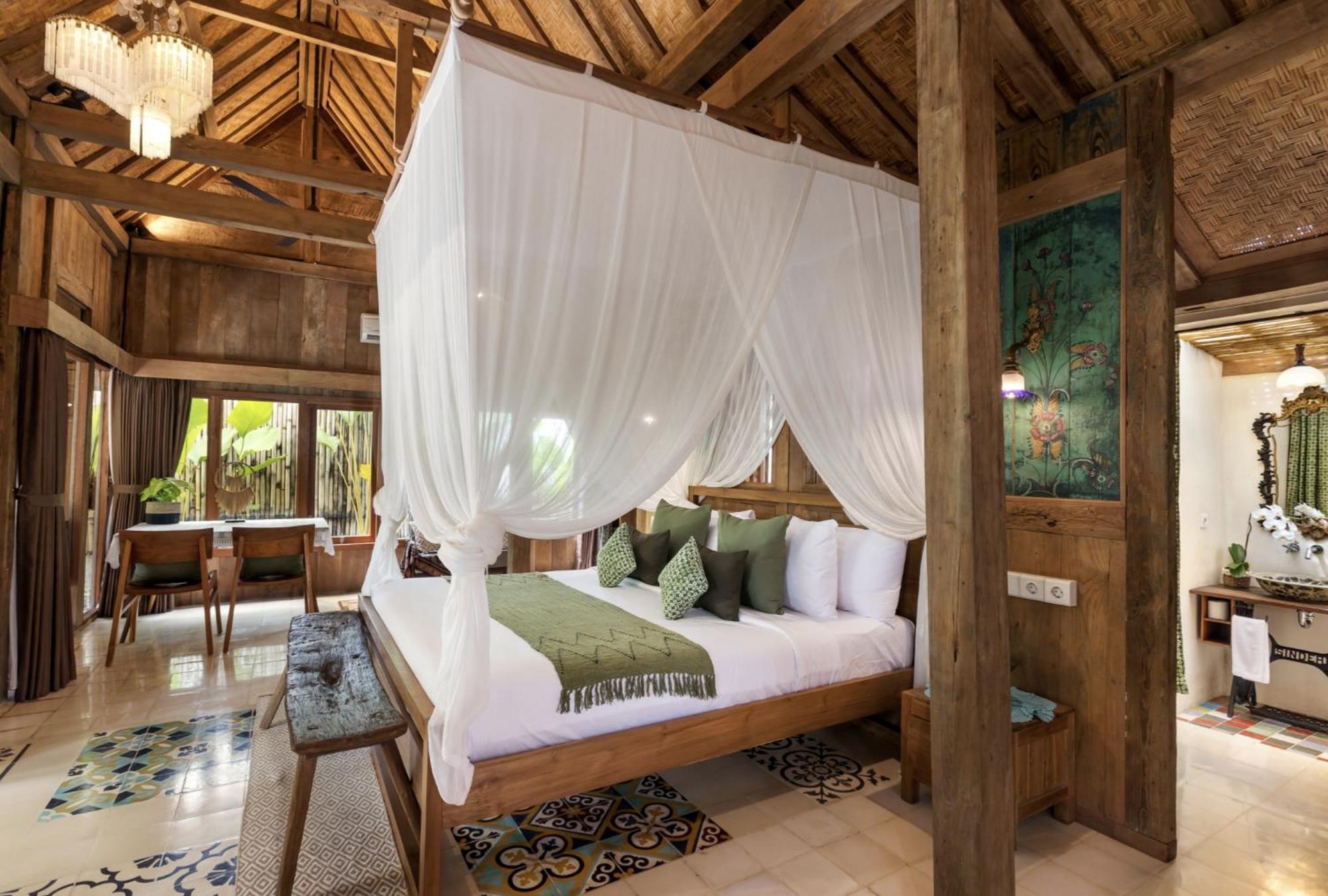 Umakayu Joglo Villa Canggu - Boutique Hotel Exterior photo