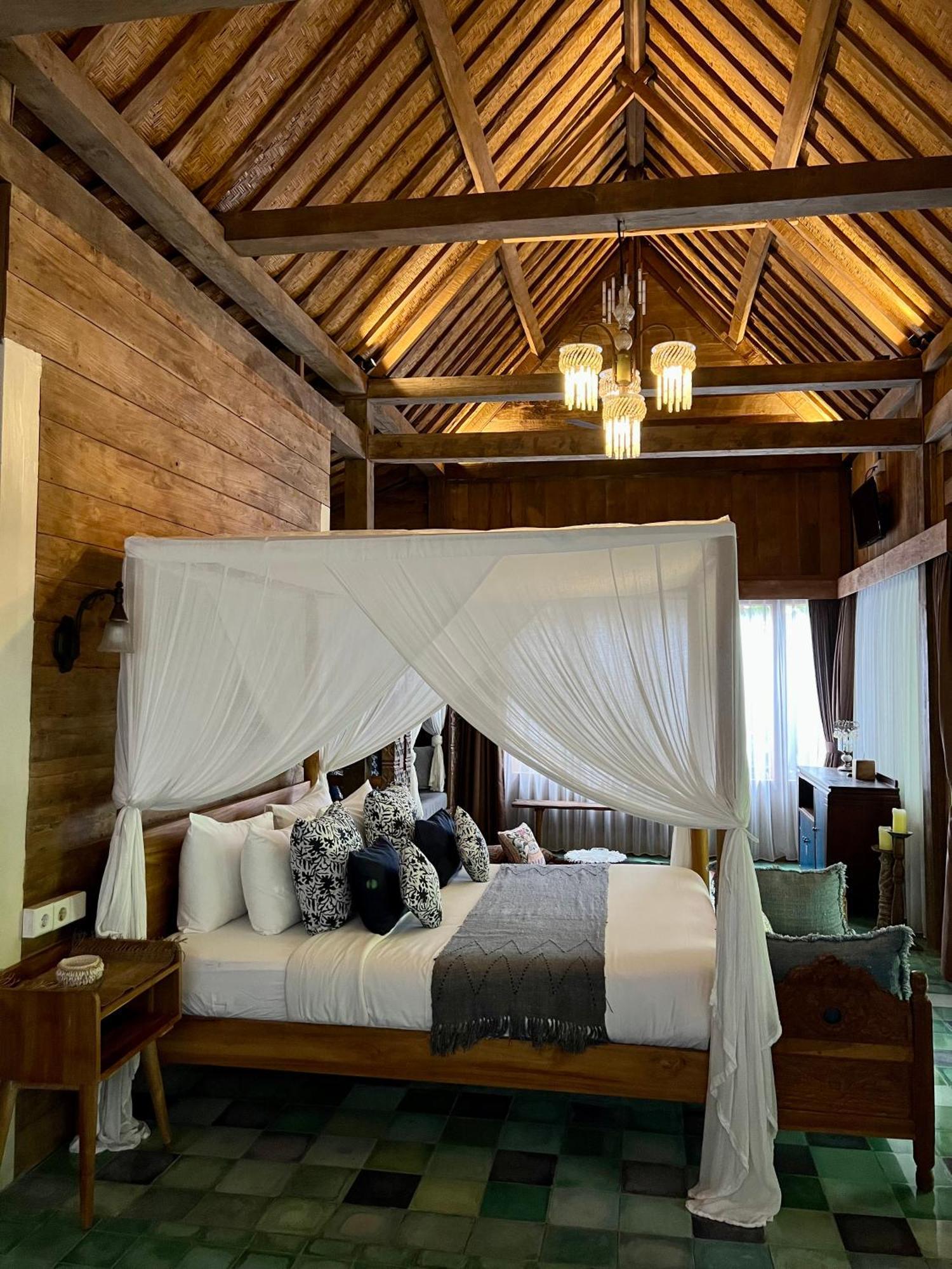 Umakayu Joglo Villa Canggu - Boutique Hotel Exterior photo